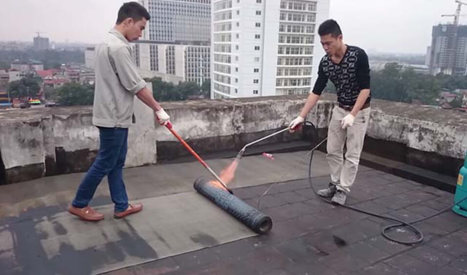 Chống Thấm Bằng Màng Khò Bitum
